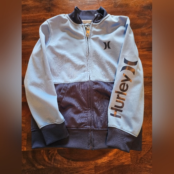 Nike, puma, hurley, converse size 5 boys - Picture 6 of 8